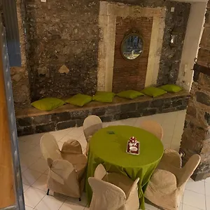 antica-casa-centro.sicilyhotelsitaly.net/